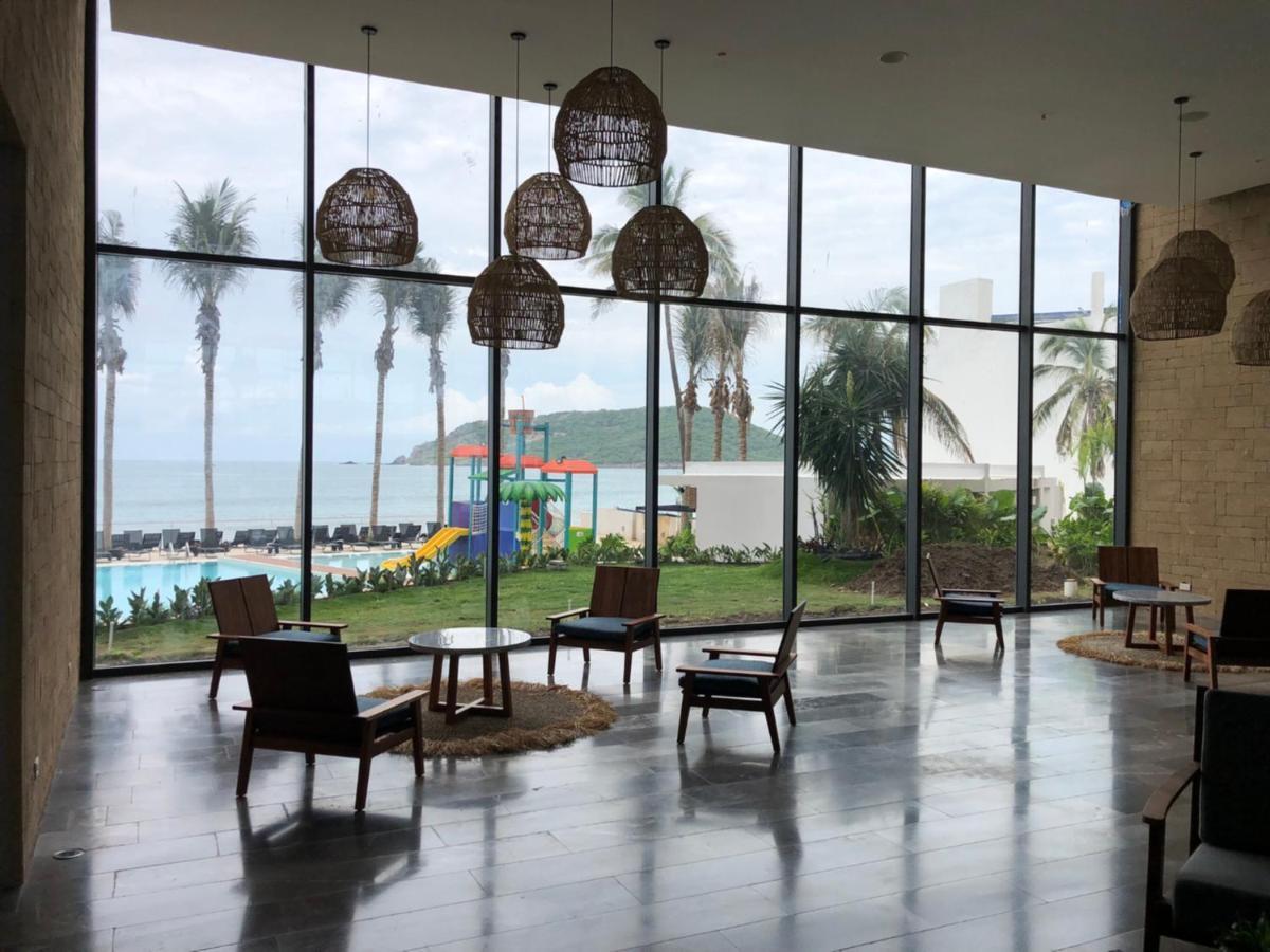 Viaggio Resort Mazatlán Exterior foto Lobby